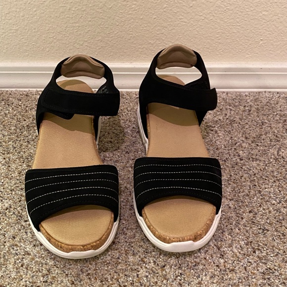 Dr. Scholl’s Hey Girl Sandal size 9 - Picture 8 of 10